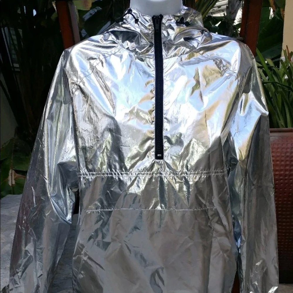 ISO forever 21 Active metallic jackets